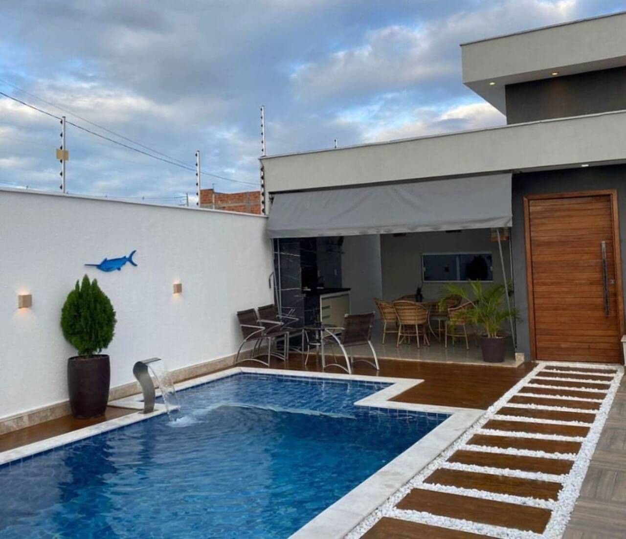 Casa com 3 quartos, 97 m² — Centro - Camaçari/BA
